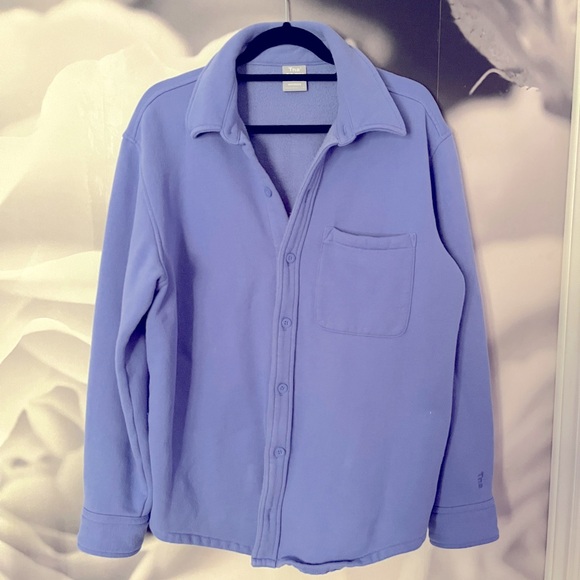 Aritzia-TNA Button down fleece size Large - Picture 1 of 2